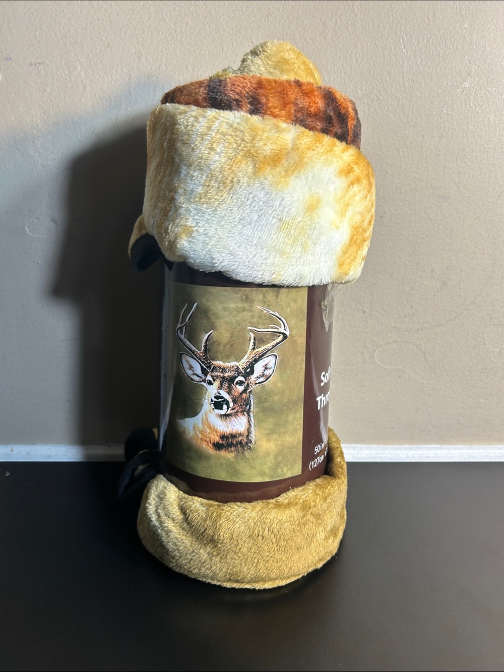 Wild Frontier Deer Throw Blanket 50”x60”. New